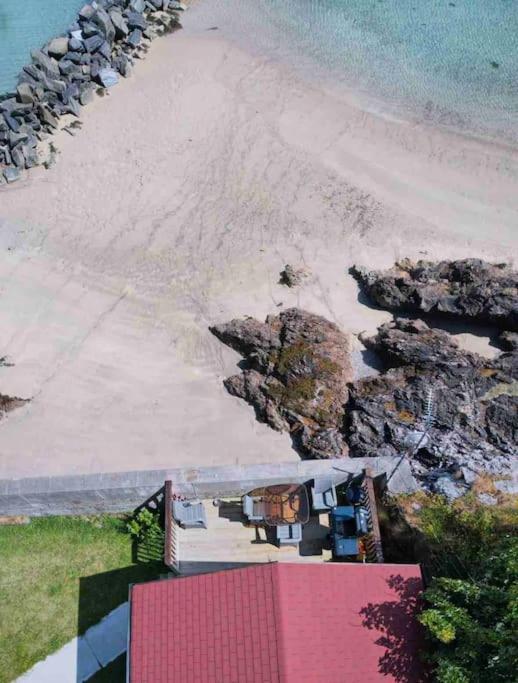 Cosy Portmor Log Cabin- Sea Views, Deck & Relaxation Malin Head Exterior photo